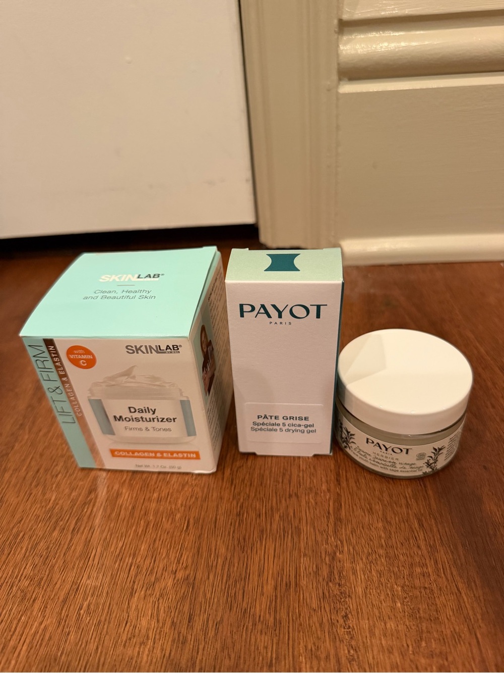 SKINLAB Daily Moisturizer & PAYOT Skincare Set in Mint and White